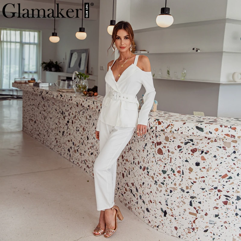 Женский костюм с блейзером Glamaker белый комплект из двух предметов длинным рукавом