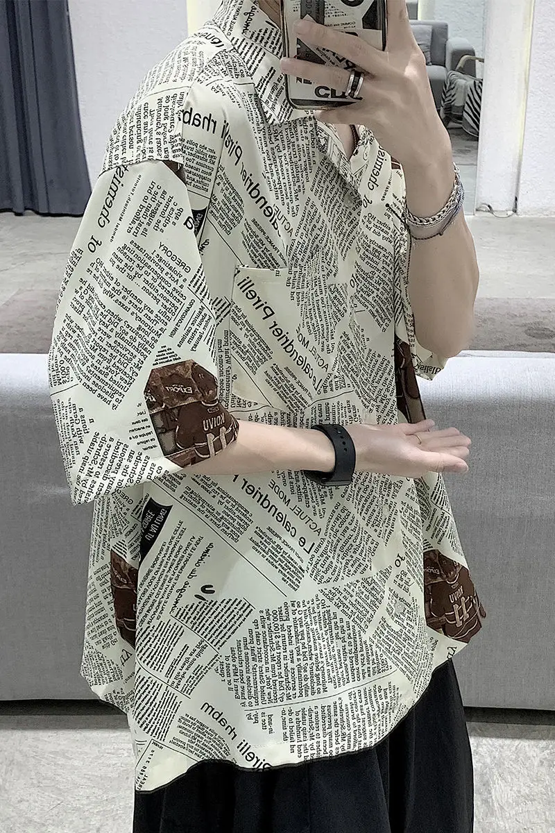 IEFB/мужская одежда с принтом газет рубашка коротким рукавом для мужчин 2020 летние