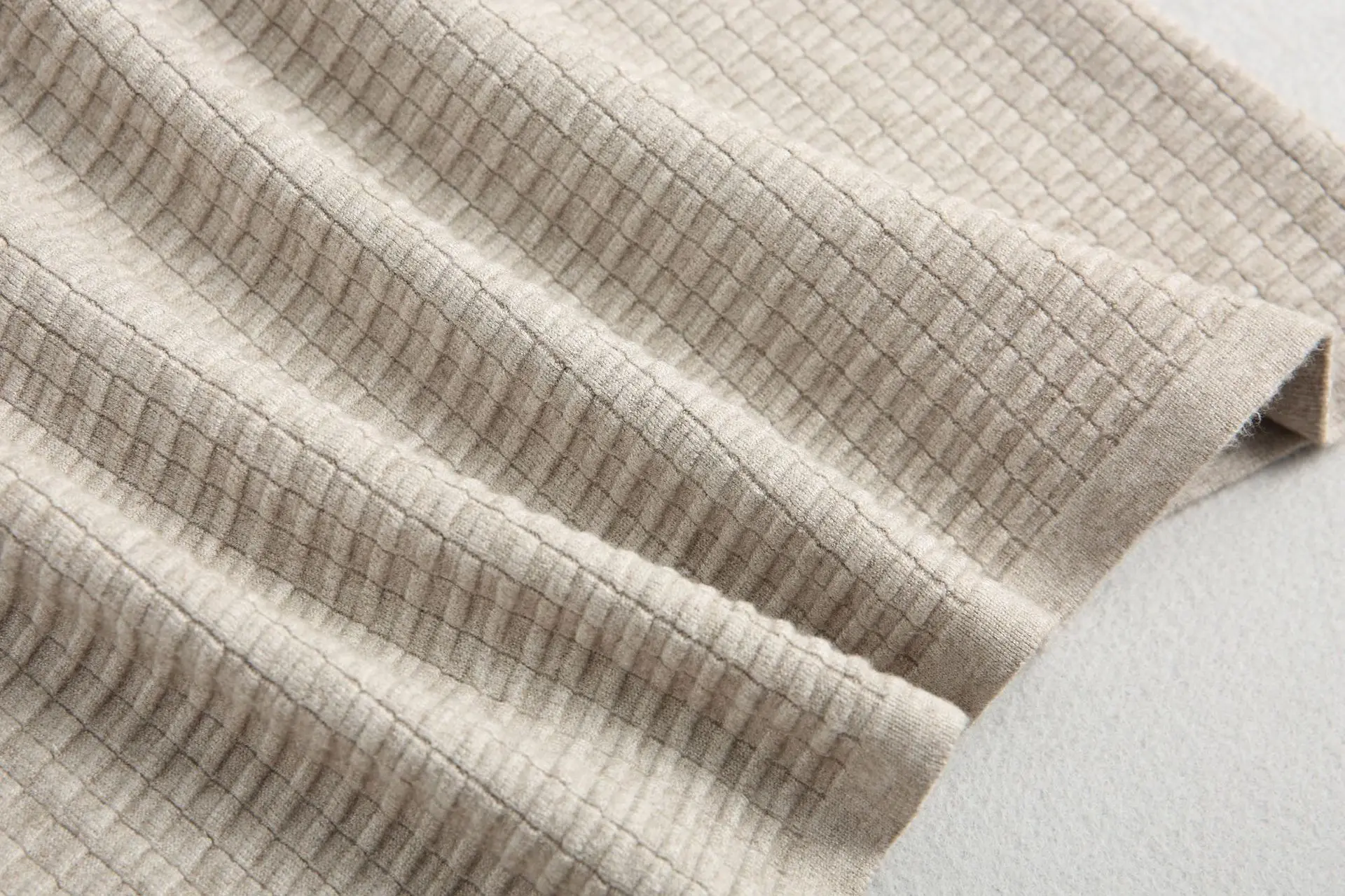 Женский длинный вязаный свитер без рукавов на бретелях зимний женский пуловер