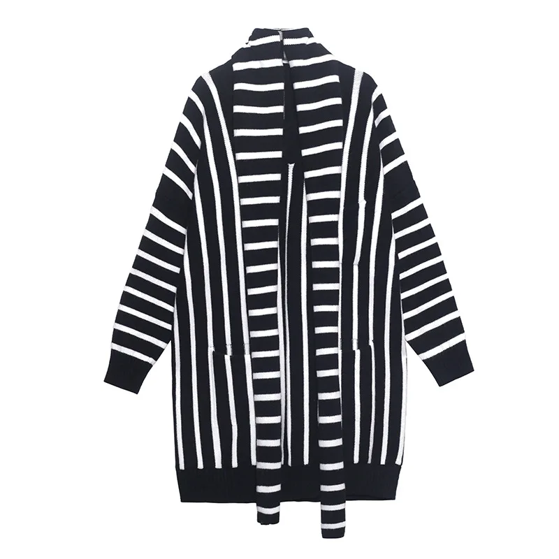 

Johnature Fashion New Striped With Scarf Long Woman Sweater 2021 Spring V-neck Loose 2 Colors Female Sweaters