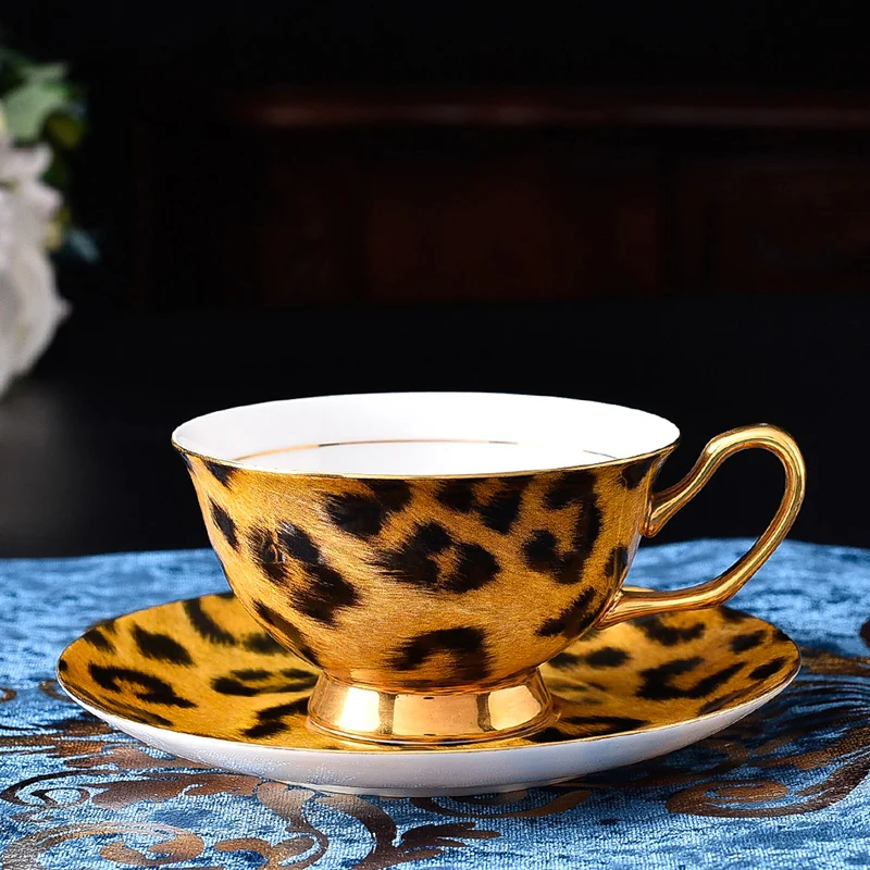 

Porcelain Bone China Coffee Cup Saucer Tea Cup Set Kitchen Accessories Drinkware Luxury Copas De Cristal Home Decor EA6BYD
