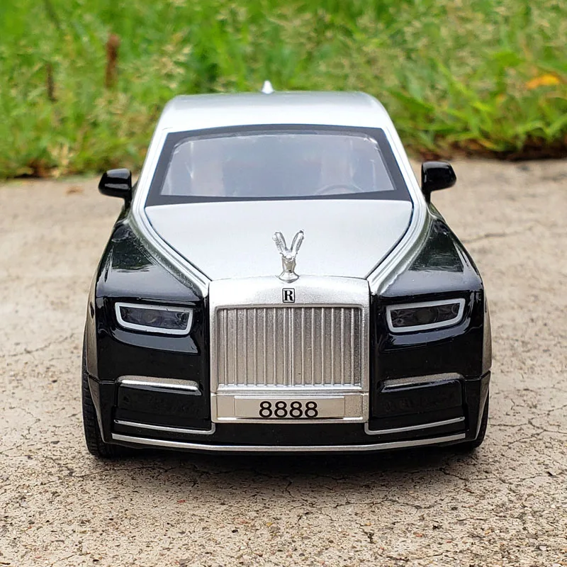 Автомобиль игрушечный из сплава в 1:28 игрушечные машинки и звуковые светильник