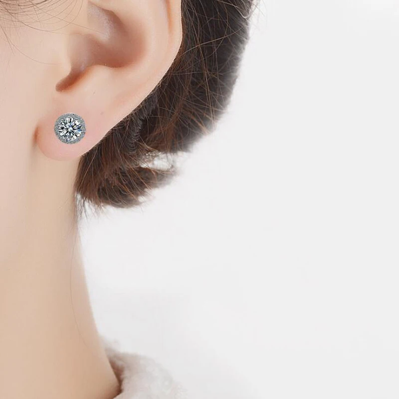 

2020 New Original 925 Sterling Silver Zirconia Diamond Stud Earrings For Women 10mm Round Charm Small Studs Earring