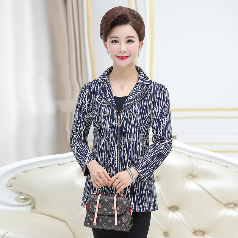 

Women 2021 Spring Autumn Fashion Middle-aged Printed Jackets Female Long Sleeve Loose Coats Ladies Loose Buttons Outerwear W211