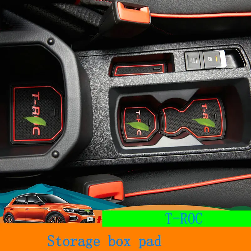 Он подходит для того чтобы мы ее заменили внутренняя отделка из T-ROC дверной