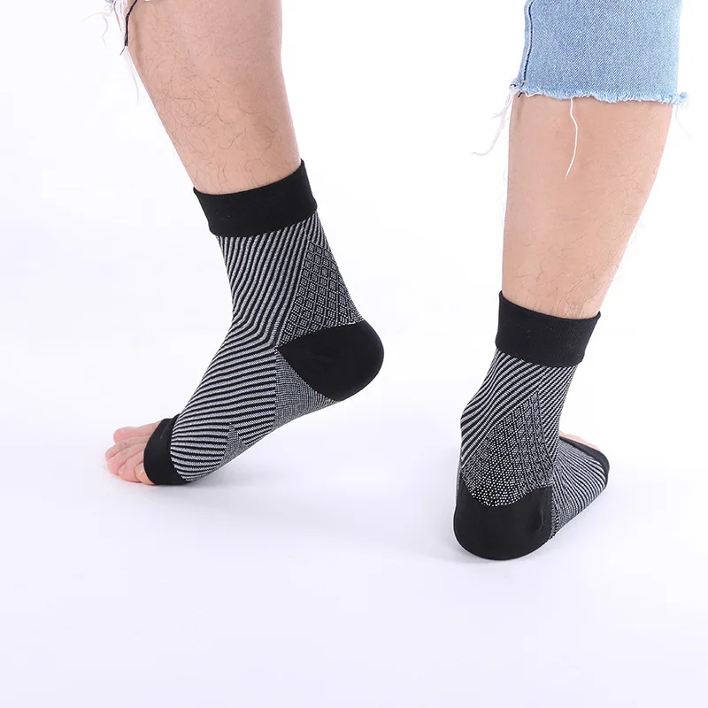 

New Unisex Sport Compression Ankle Socks Summer Open Toes Breathable Adult Underwear Running Cycling Plus Size Fitness Lingerie