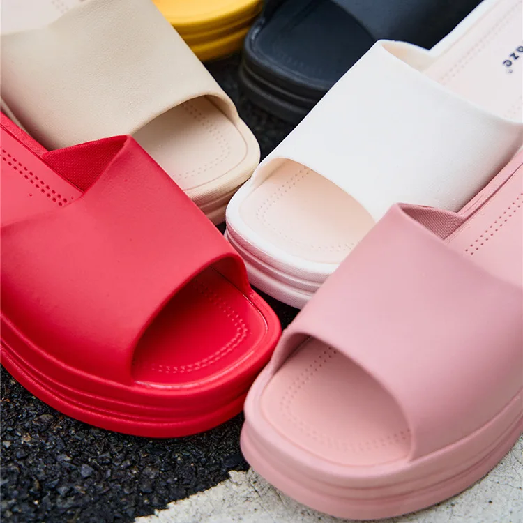 Summer 2022 New Thick-soled Slippers Women Fashion PVC Slides Women Indoor Outer Wear Wedge Sandals Slippers Beach Shoes Women