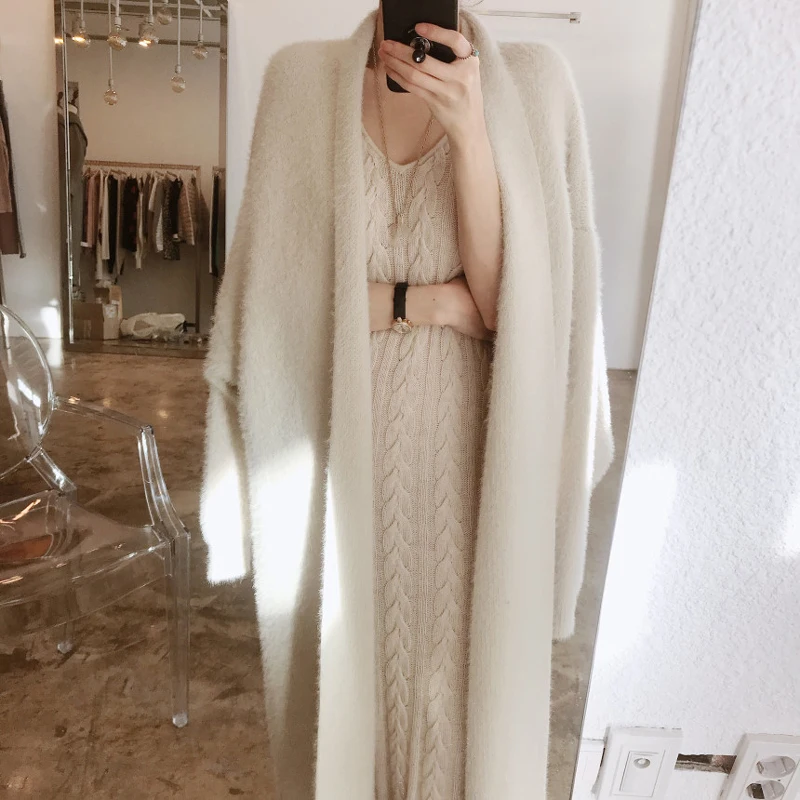 

Luck A 2020 Women Winter Solid Korean Elegant Faux Rabbit Fur Jacket Female Loose Long Sleeve Warm Mike Fur Coats With Belt