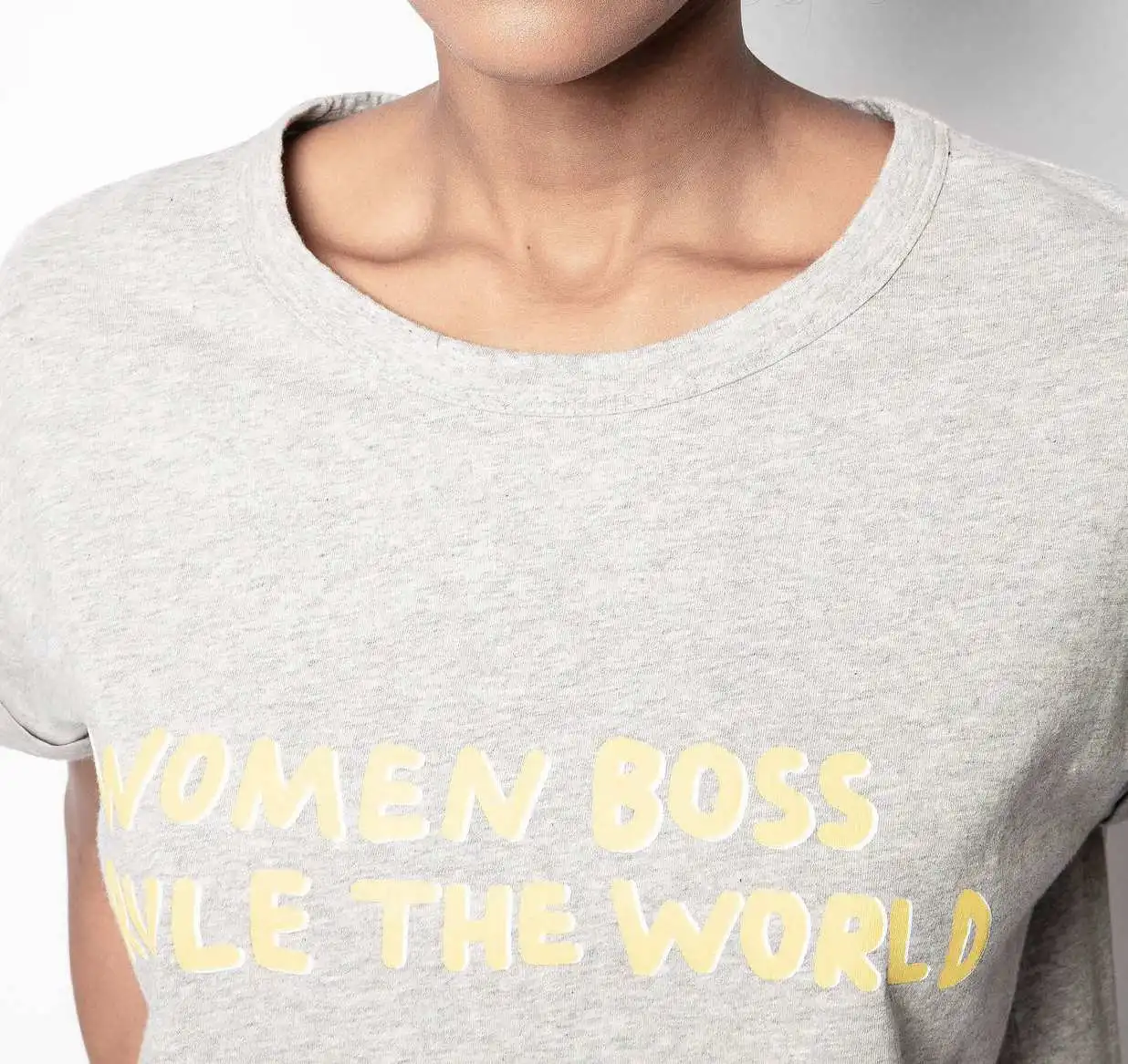 

2021 Summer New Women's Sleeves Curled Gray Letter Printing Black Pure Cotton Short-sleeved T-shirt