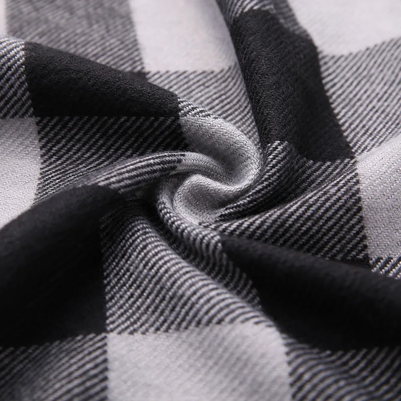 Мужской клетчатый шарф