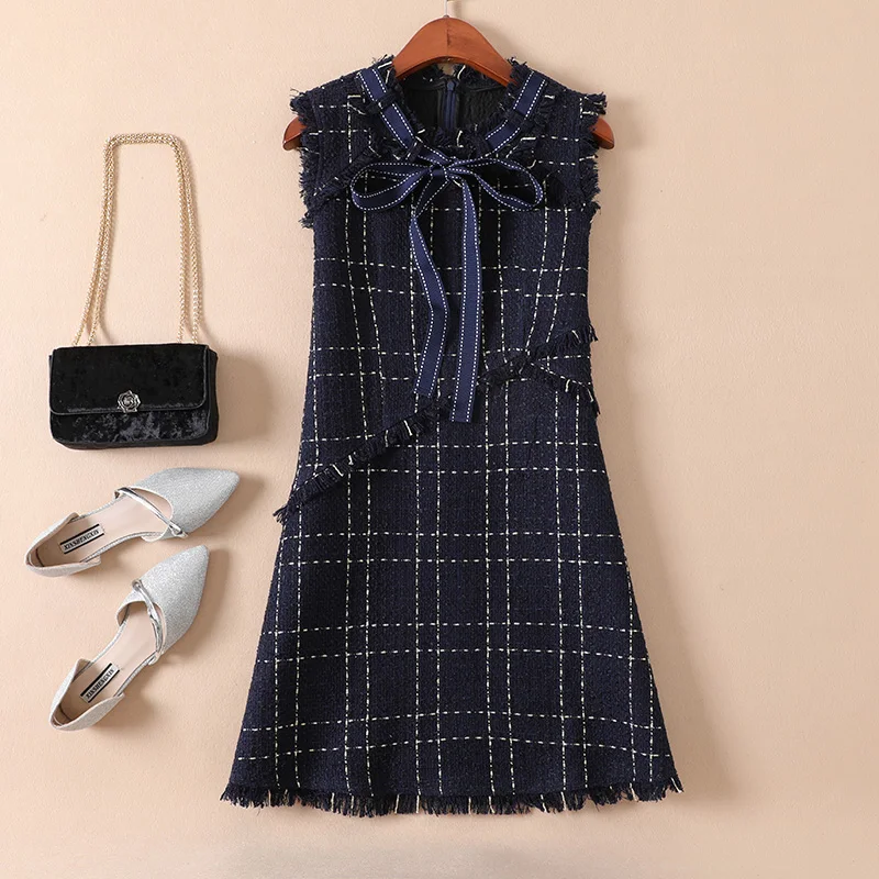 Женское шерстяное платье жилет без рукавов винтажное твидовое мини в клетку с