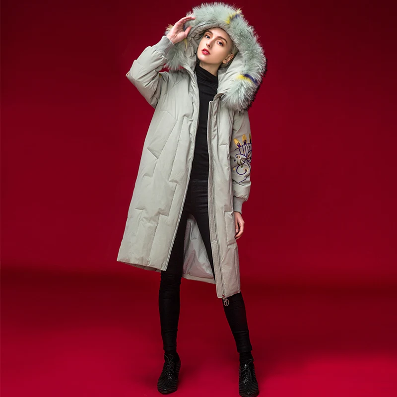 Куртка женская теплая на 2020 утином пуху с вышивкой большая парка мехом 99N580 зима |