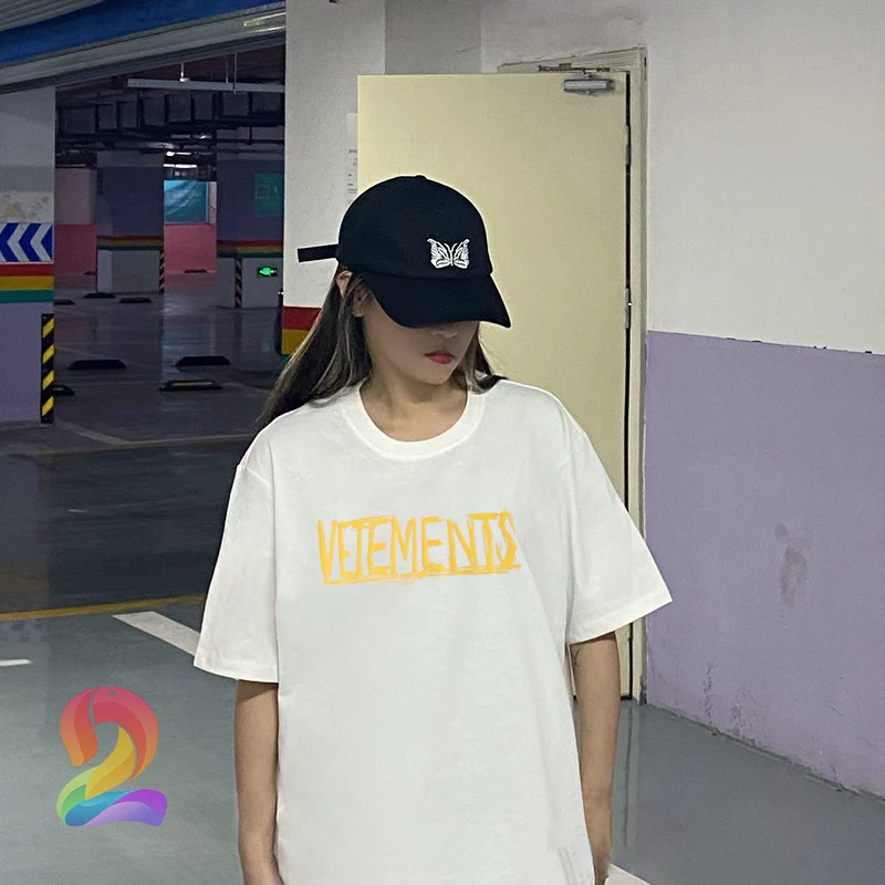 

Oversize Men Women's Clothes Vetements T-shirt Highest Quality Printing Short Sleeve Vtm Embroidered Logo on Back Collar Tshirts