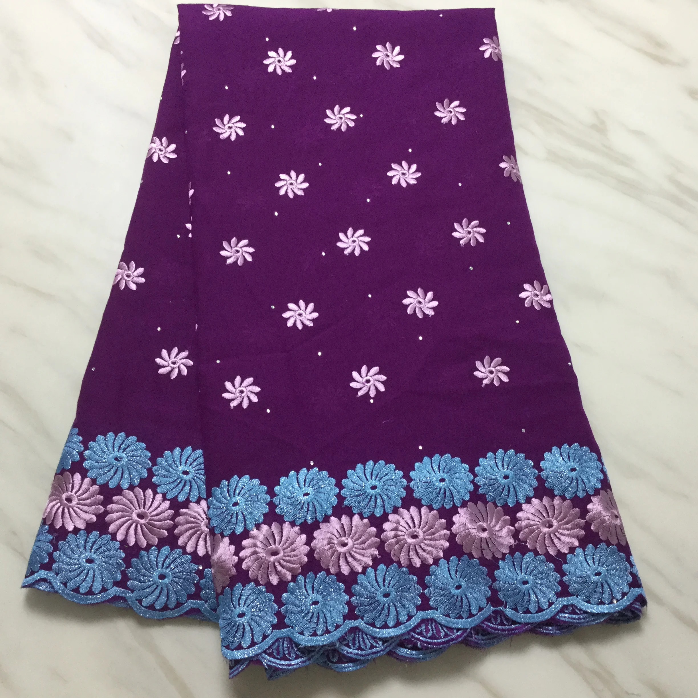 Оптовая цена фиолетовый 100% хлопок вуаль кружевная ткань для свадебной вечеринки