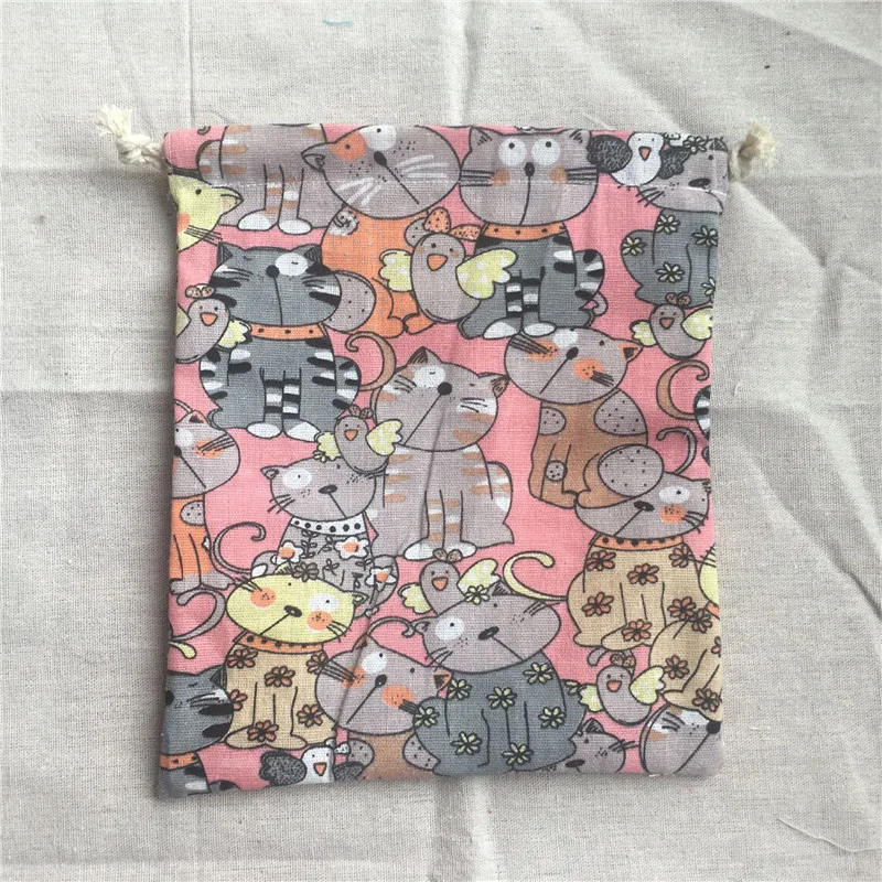 1pc Cotton Linen Drawstring Organised Pouch Party Gift Bag Printed Cats Pink Base YL2033c | Дом и сад