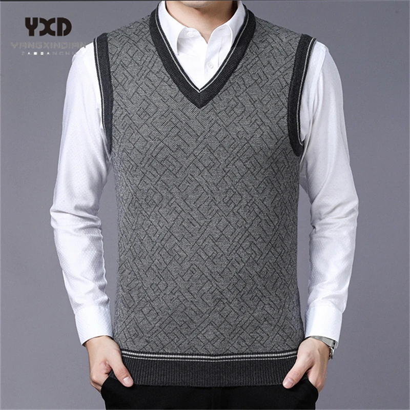 2020 New Men clothes Sleeveless Sweater vest Men Wool Sweaters Slim Fit Jumpers Knit V-Neck Jersey Hombre свитер Pullover men