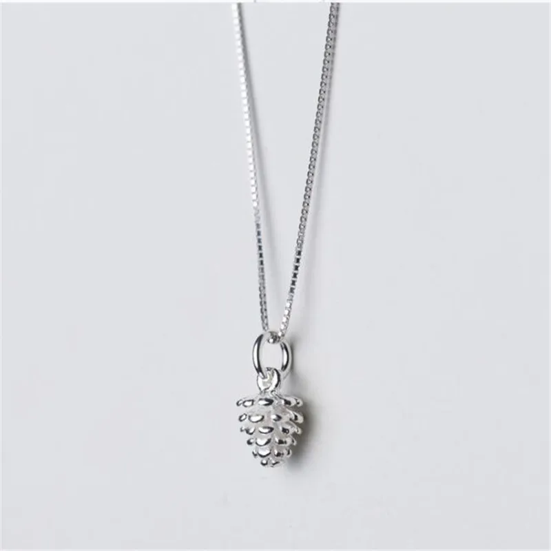 

Personality 925 Sterling Silver Jewelry Fashion Exquisite Pine Cone Anti-allergic Clavicle Chain Pendant Necklaces N125