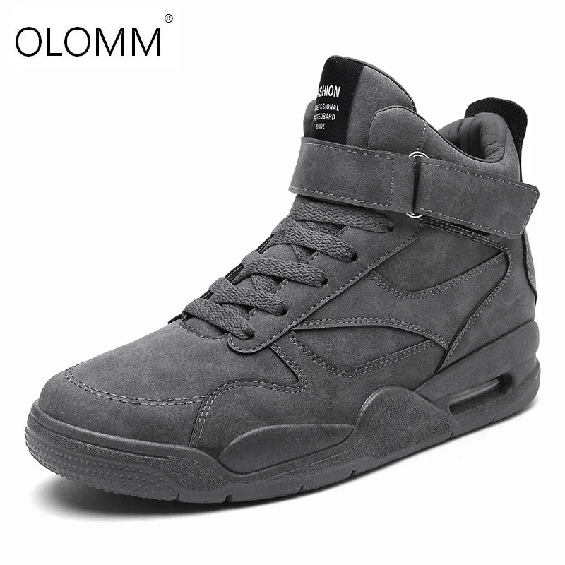 Classic Mens Casual Air Shoes Outdoor Running Sport Shoes High-top Sneakers Breathable Walking Shoes Leather Sneakers Size 39-45