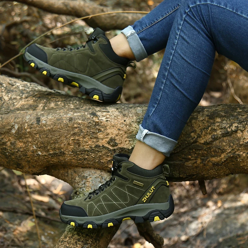 Large Size Men Women High Top Hiking Shoes Durable Waterproof Anti-Slip Outdoor Climbing Trekking Shoes Military Tactical Boots