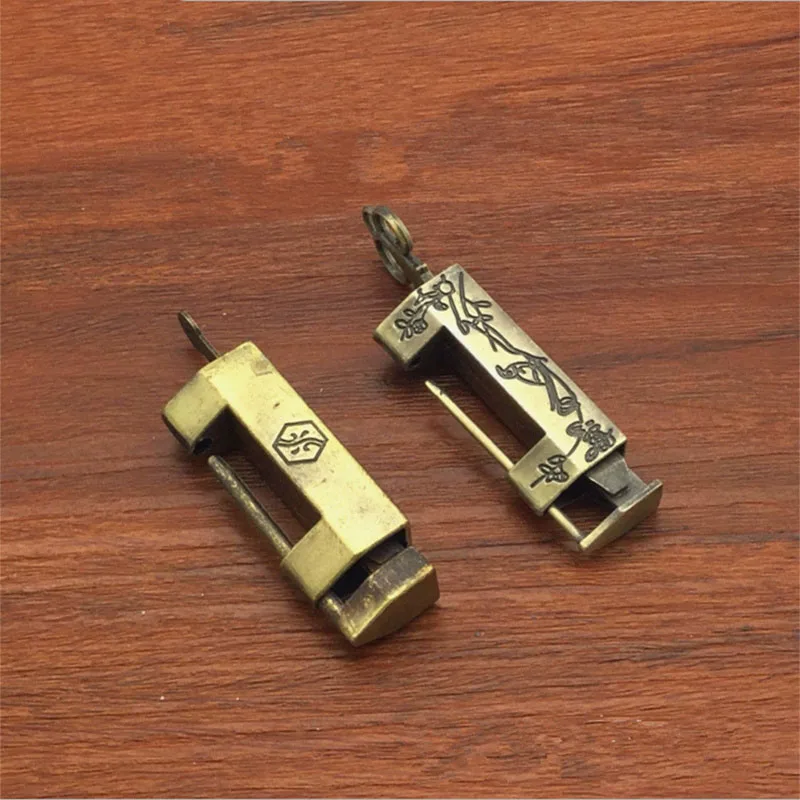 Винтажная копилка деревянная ручная работа запирающаяся детская коробка для