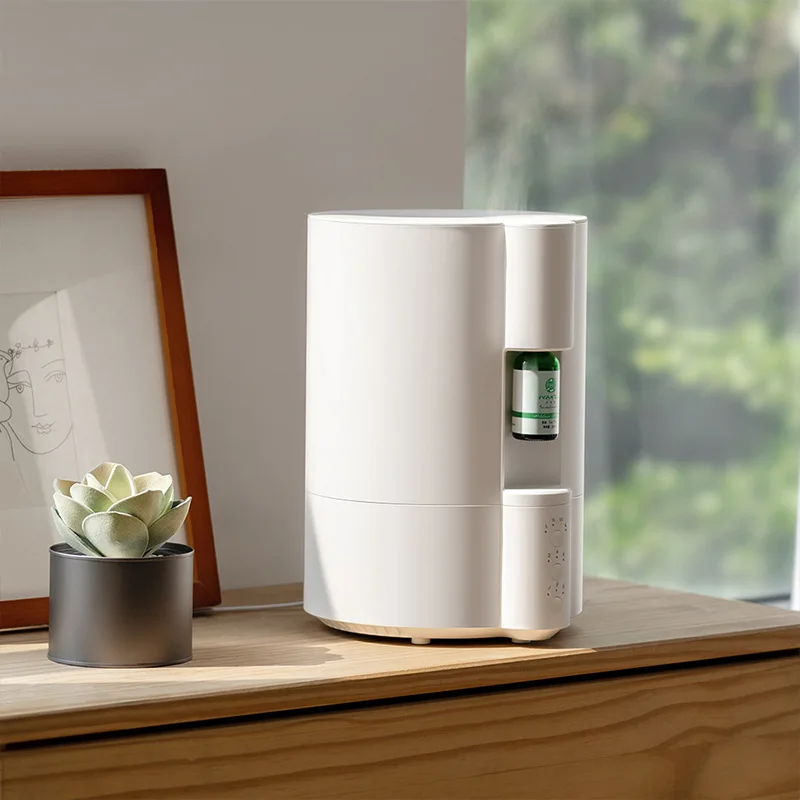 

4L Capacity Essential Oil Diffuser Household Nano Mist Sprayer Sanitizer 100V-240V Aromatherapy Mist Maker Water Sprayer