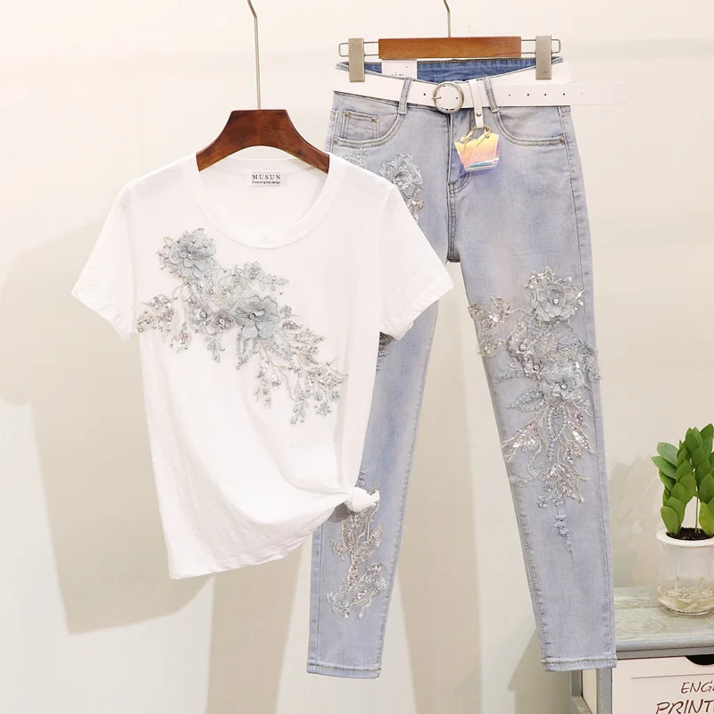 Летний женский комплект из 2 предметов футболка с блестками и аппликацией +