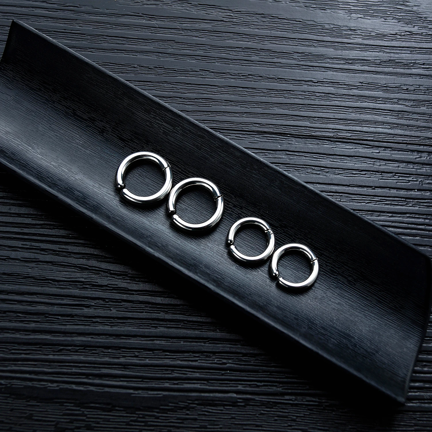 

Simple Punk Stainless Steel Round Hoop Earrings For Women Man Party Ear Jewelry Gift Drop Shipping