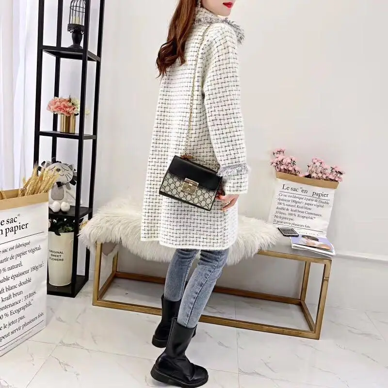 Women's Plus Size Imitation Mink Velvet Jacket - Stylish Autumn and Winter Korean Loose Cardigan Coat for Trendy Sweater Look image 2
