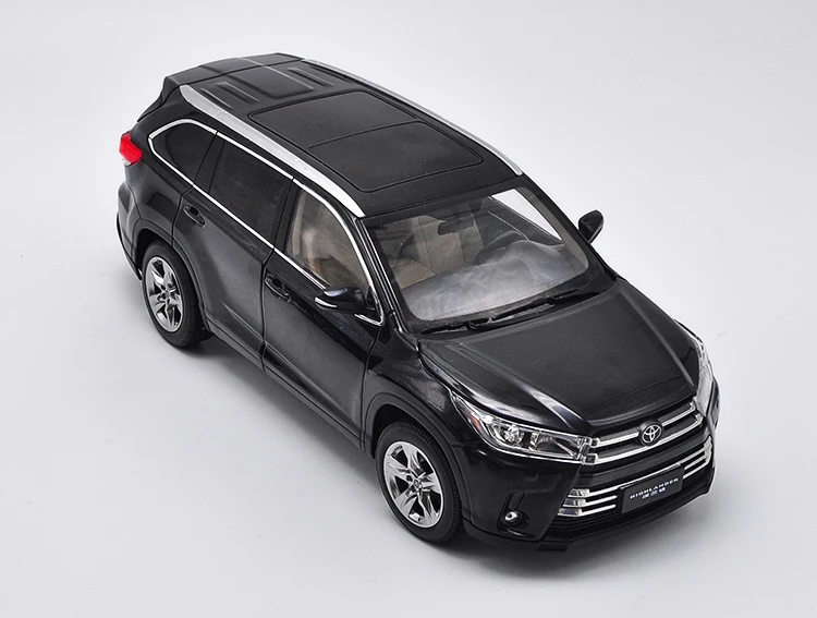 Exquisite gift 1:18 Toyota new Highlander alloy model,simulation die-cast metal collection decoration model,free shipping