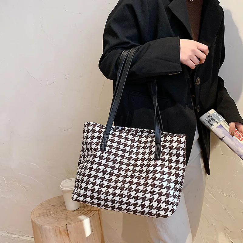 

Luxury Women Handbags Leather Crossbody Bags For Women 2021 High Capacity Tote Bag Brand Ladies Shoulder Bags Bucket Bag XBL1201