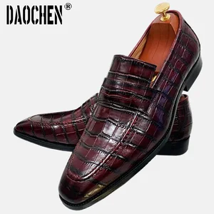 Luxury Brand Designer Men's Shoes Slip On Loafers Men Casual Shoes Black Burgundy Wedding Banquet Of