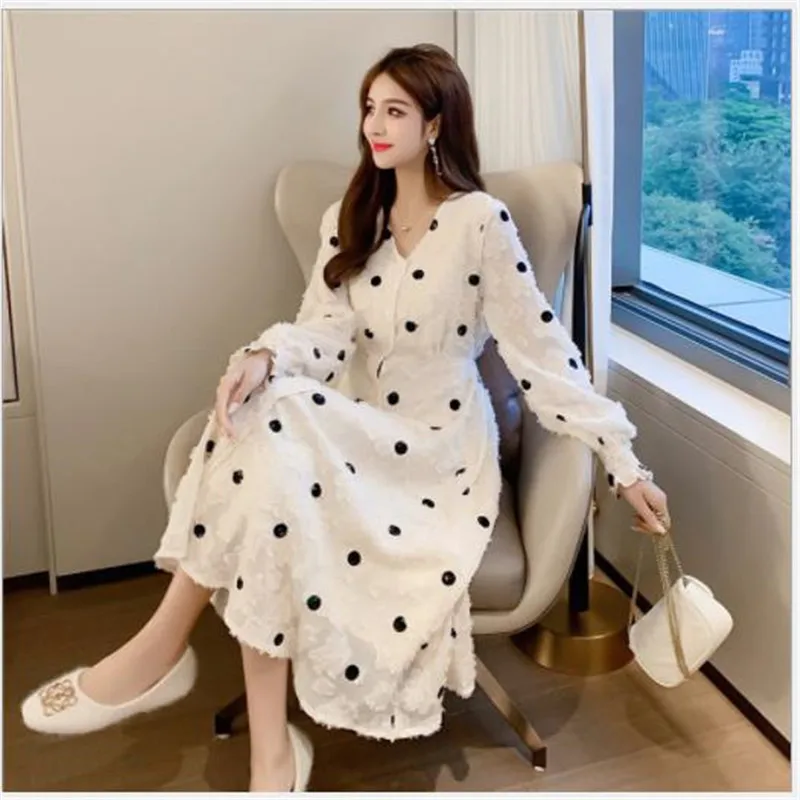 

2020 Fashion Women Chiffon Dress Print Dots A-Line Female Dress Knee-Length Long Sleeve Elegant V-Neck Party Dress Feminina M378