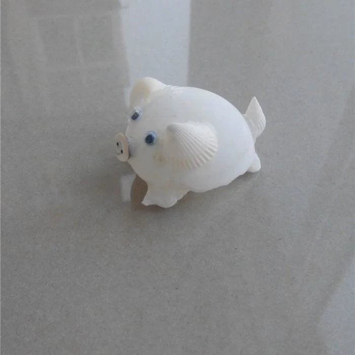 

Conch shell crafts decoration shell simulation pig creative gift stall tourist souvenir Handmade