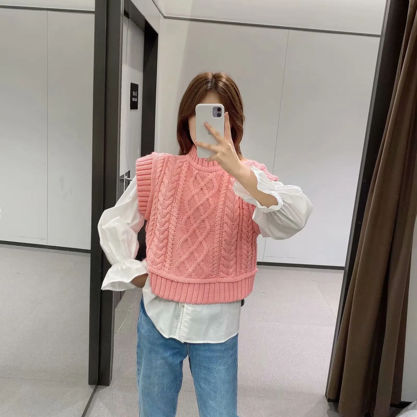 

New Women Tops Solid Knitted Sleeveless O-Neck Sweater Vest Female Fashion Casual Women Clothes