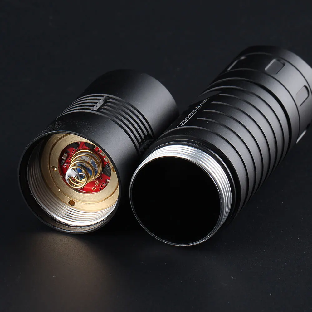

Black Convoy S11 with XHP50.2 / SST40 LED, 26650 flashlight,torch light