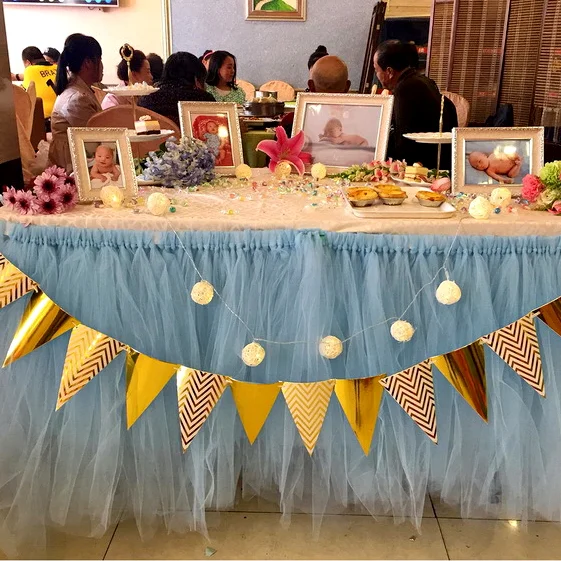 

Wave Pattern Bronzing Pennants, Holiday Parties, Birthday Celebrations, Graduation Seasons, Indoor and Outdoor Decoration Flags,