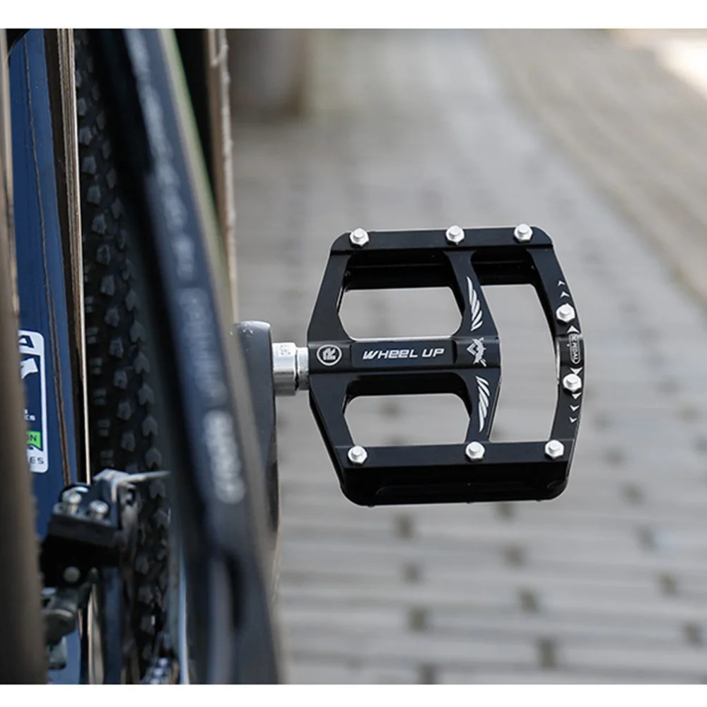 

1 Pair Aluminum Alloy Pedal Practical Mountain Bike Pedal Non-Slip Platform Flat Pedal for Outside Outdoor