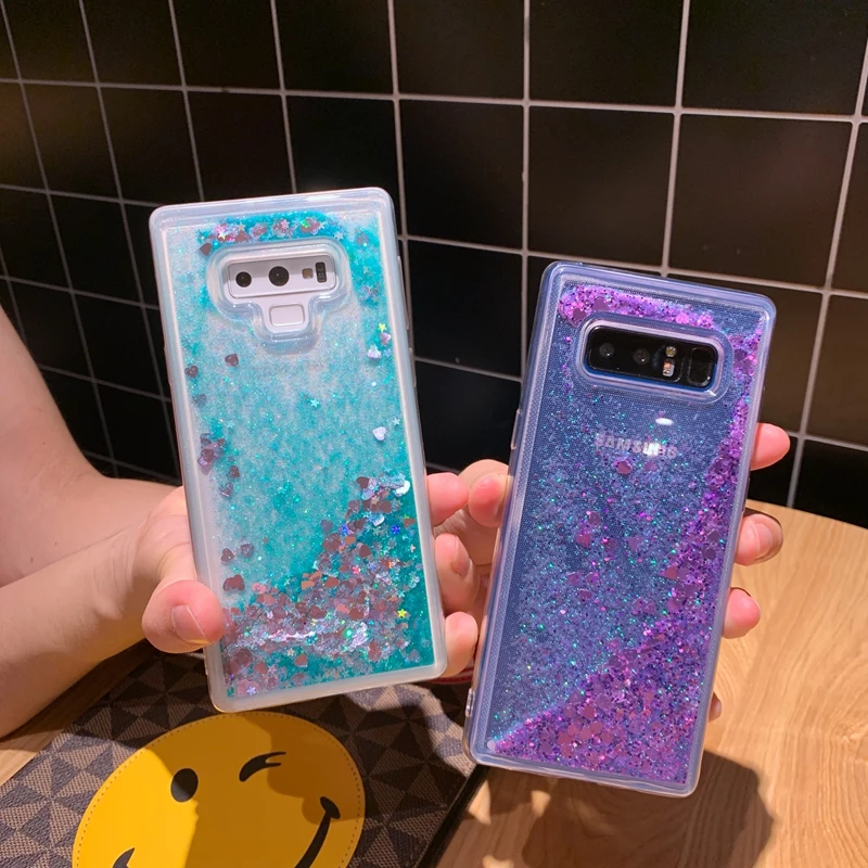 Мягкий защитный чехол с жидкими блестками изображением зыбучие пески любовь