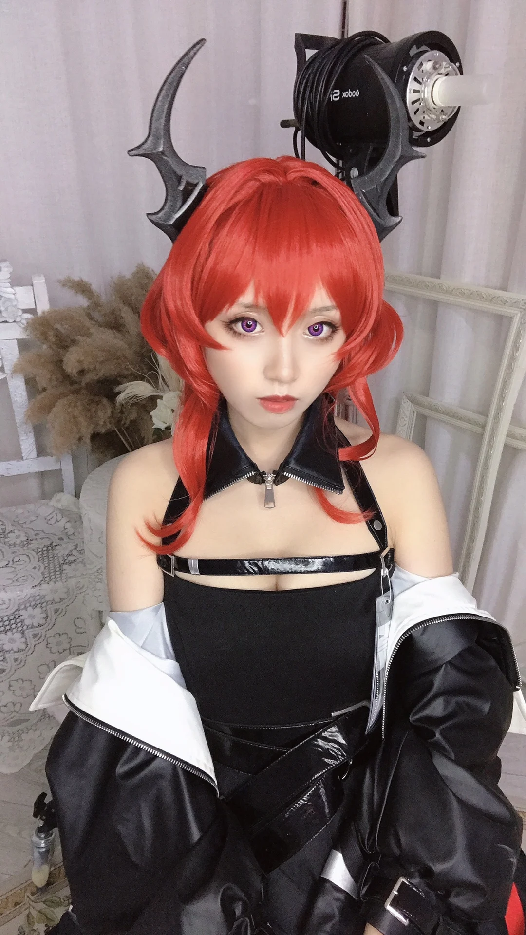

Mobile Game Arknights Surtr Cosplay Costume Fashion Combat Uniform Dress Full Set Female Halloween Party Role Play Clothing S-XL