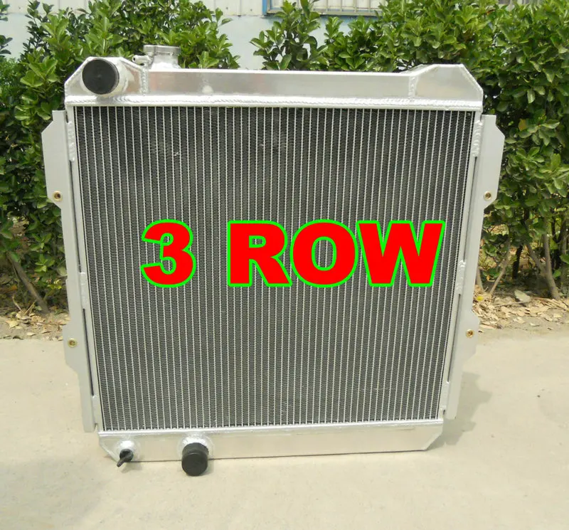for TOYOTA HILUX LN85 LN60 LN61 LN65 2.4LTR DIESEL 84-91 MT Radiator +shroud+fan | Автомобили и мотоциклы