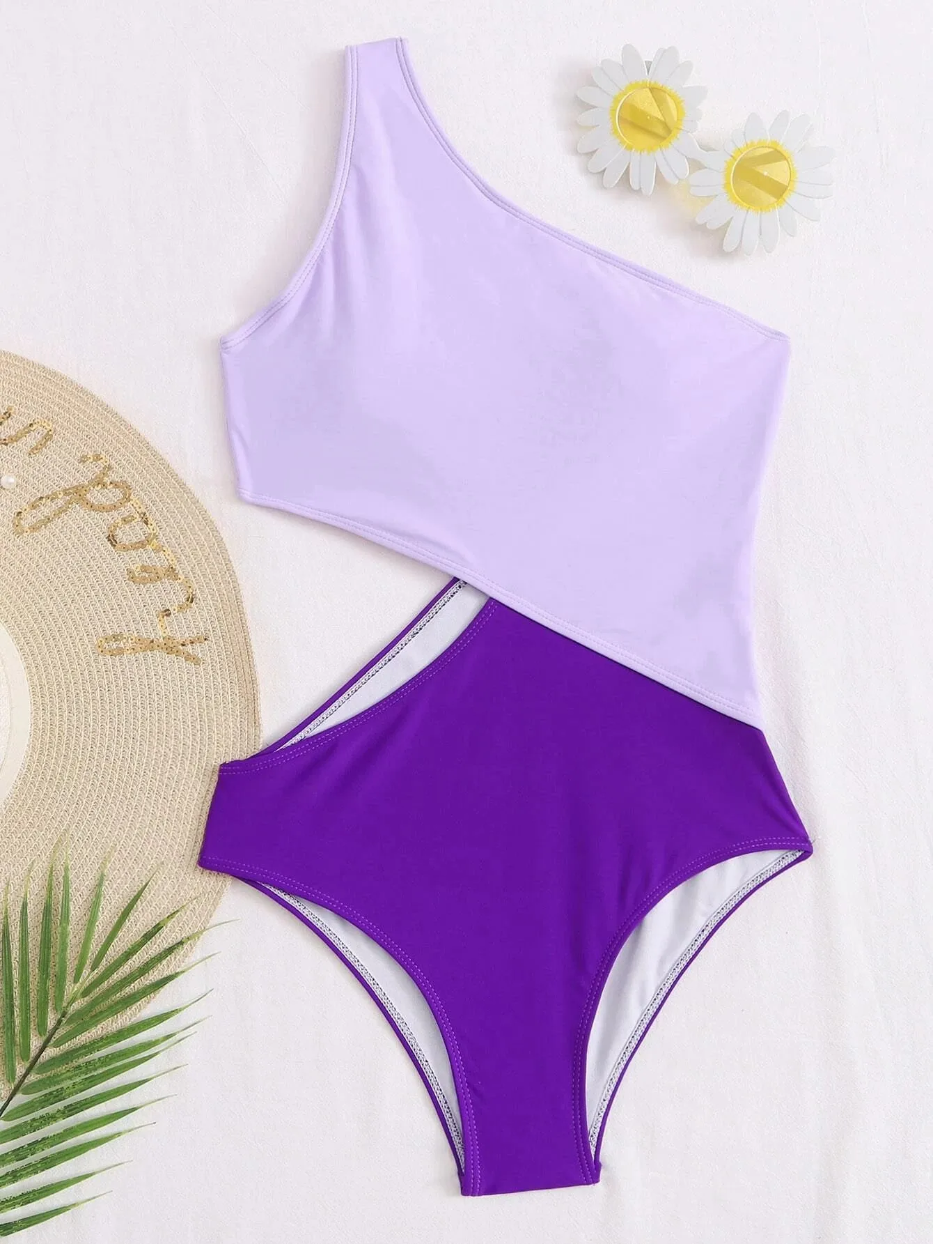 

Cut Out Patchwork One Piece Swimsuits 2021 One Shoulder Swimwear Women Belted Bodysuits Sexy Pink Purple Beachwear Bathers