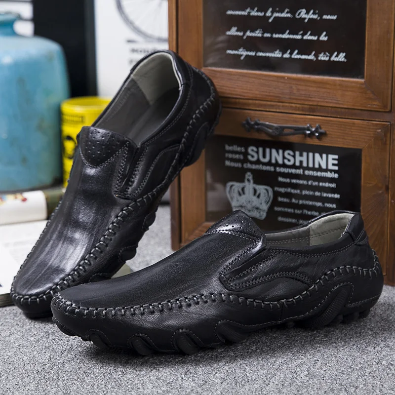

2021 Male Footwear Genuine Leather Handmade Men's Shoes Casual Sneakers Men Summer Autumn Vintage Men Loafers Driver