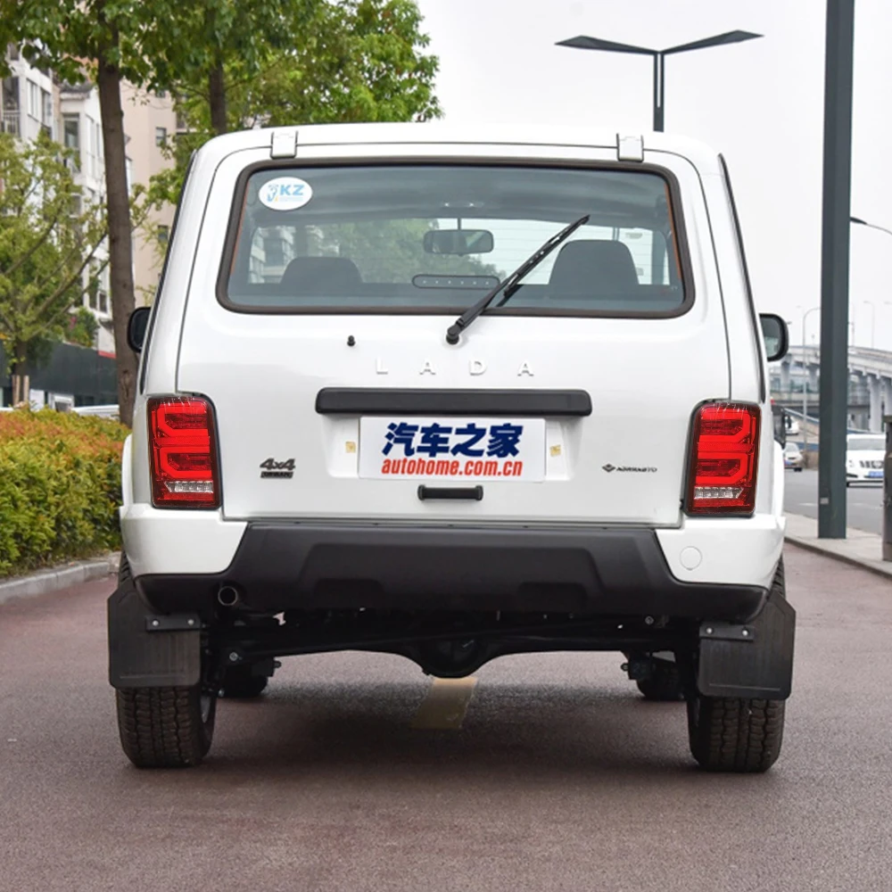 

LED rear lights relay for Lada Niva 4x4 1995 black or red with a running turn signal car styling accessories tuning