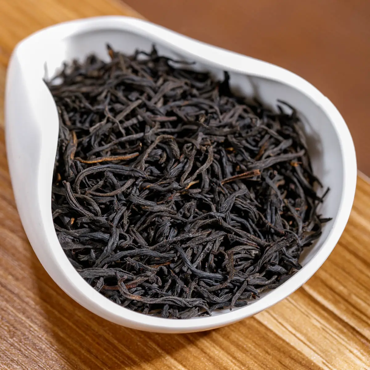 Новый чай Wuyishan Lapsang Souchong черный маленький пузырьковый оптовая продажа нектар