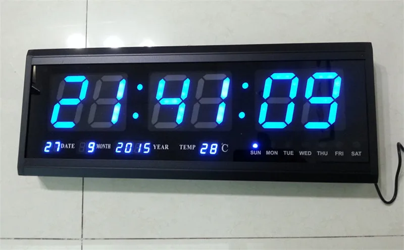 HT4819SM-7 синяя буква алюминиевые большие цифровые светодиодные настенные часы с