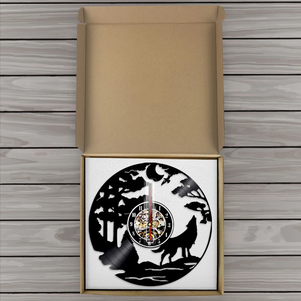 

Wildlife Wolf Decorative Wall Clock Howling Wolf Vintage Vinyl Record Wall Clock Woodland Animal Time Clock Wall Watch