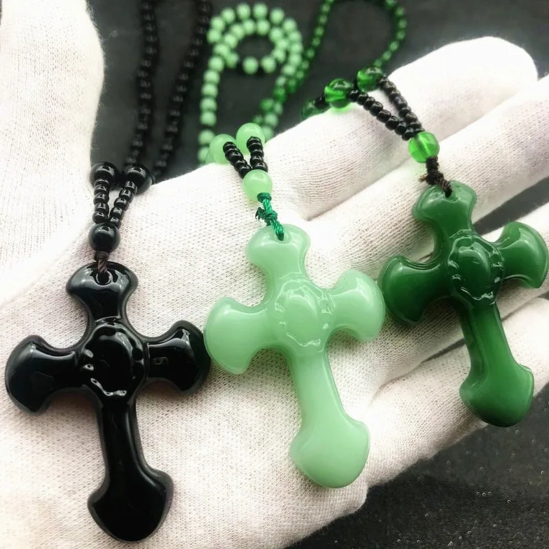 

Chinese Natural Green Hand-carved Chalcedony Cross Pendant Fashionable Jewelry Men and Women Necklaces Gift Accessories
