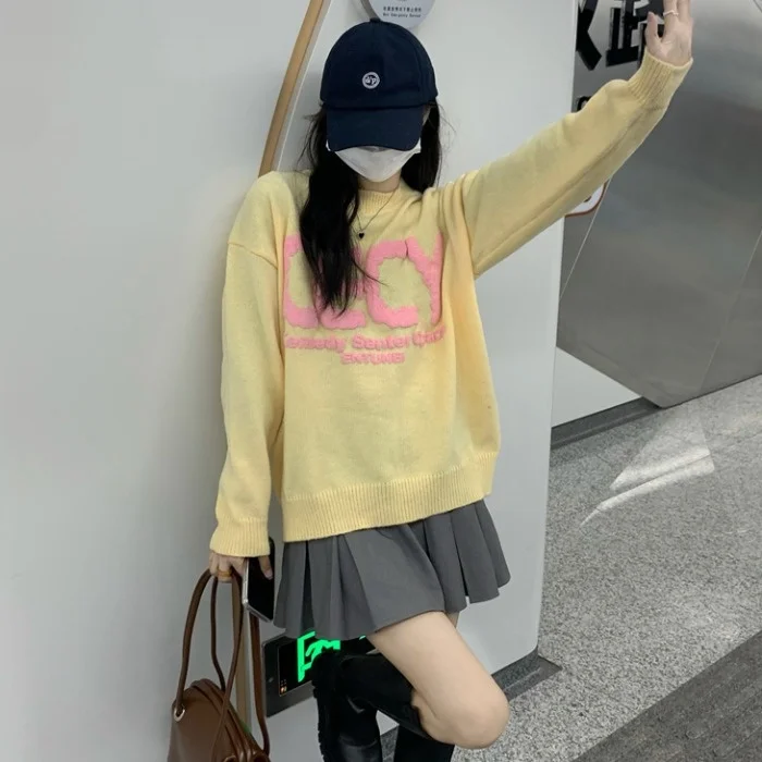 Женский трикотажный пуловер с Вышивкой Букв и длинным рукавом | Женская одежда