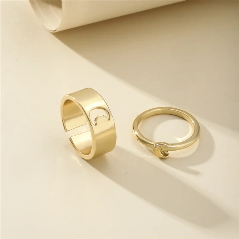 

Black Gold Half Crescent Moon Matching Couple Rings Open Adjustable Wedding Minimalist Ring Set Gothic for Lovers Couples Women