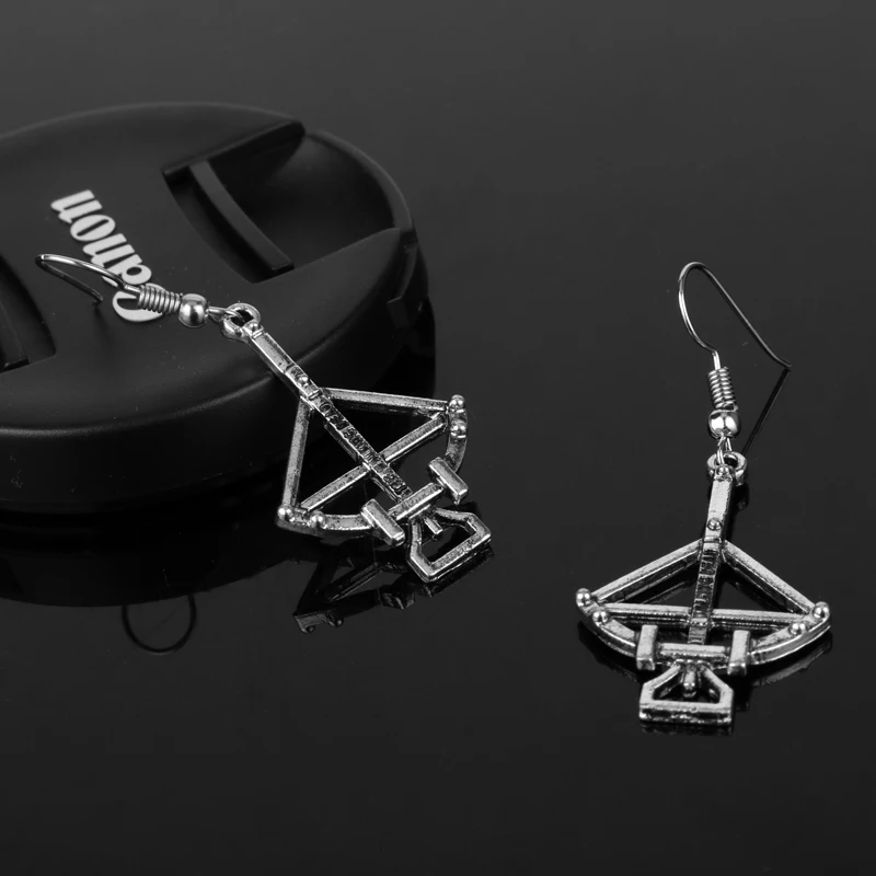 Висячие серьги Ходячие мертвецы зомби арбалет лук стрела пистолет висячие для